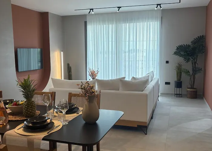 Maya Potidaia Apartament