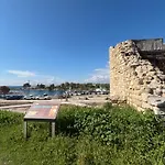 Maya Potidaia *