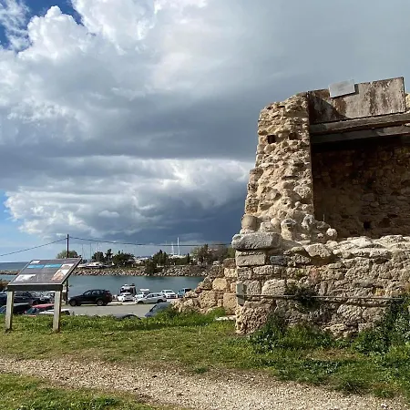 Maya Potidaia 아파트 *