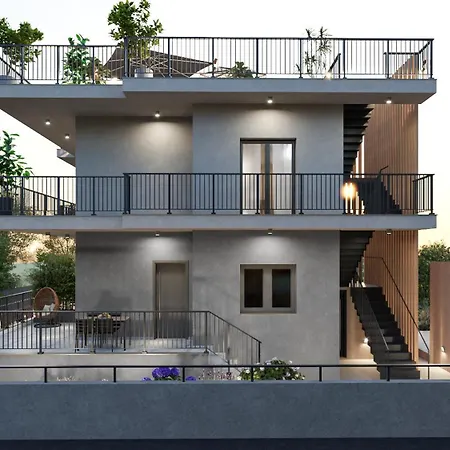 Maya Potidaia * 네아 포티데아