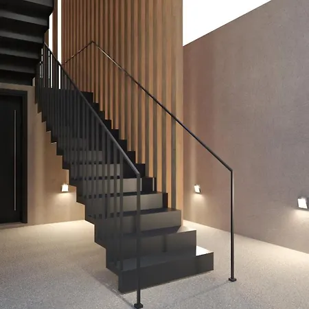 Maya Potidaia