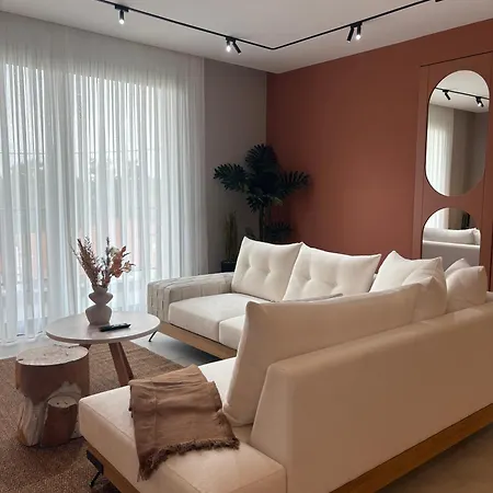 아파트 Maya Potidaia *