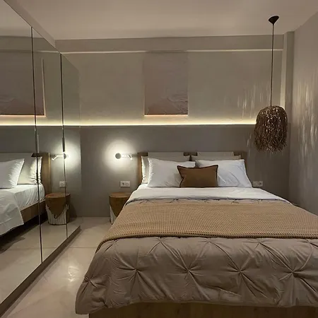 דירה Maya Potidaia *