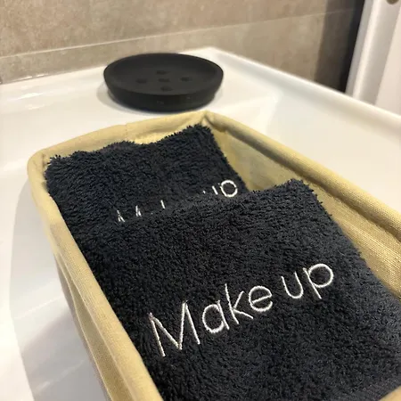 아파트 Maya Potidaia *