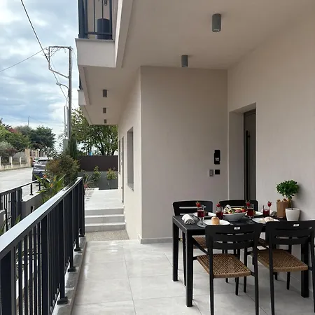 Maya Potidea Apartment *