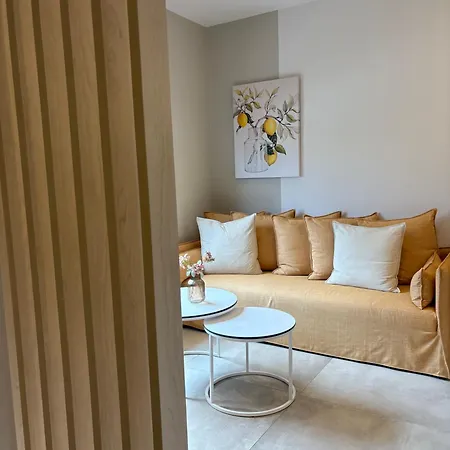 Maya Potidea Apartment *