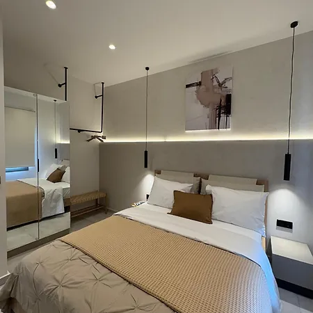 Maya Potidaia * 네아 포티데아